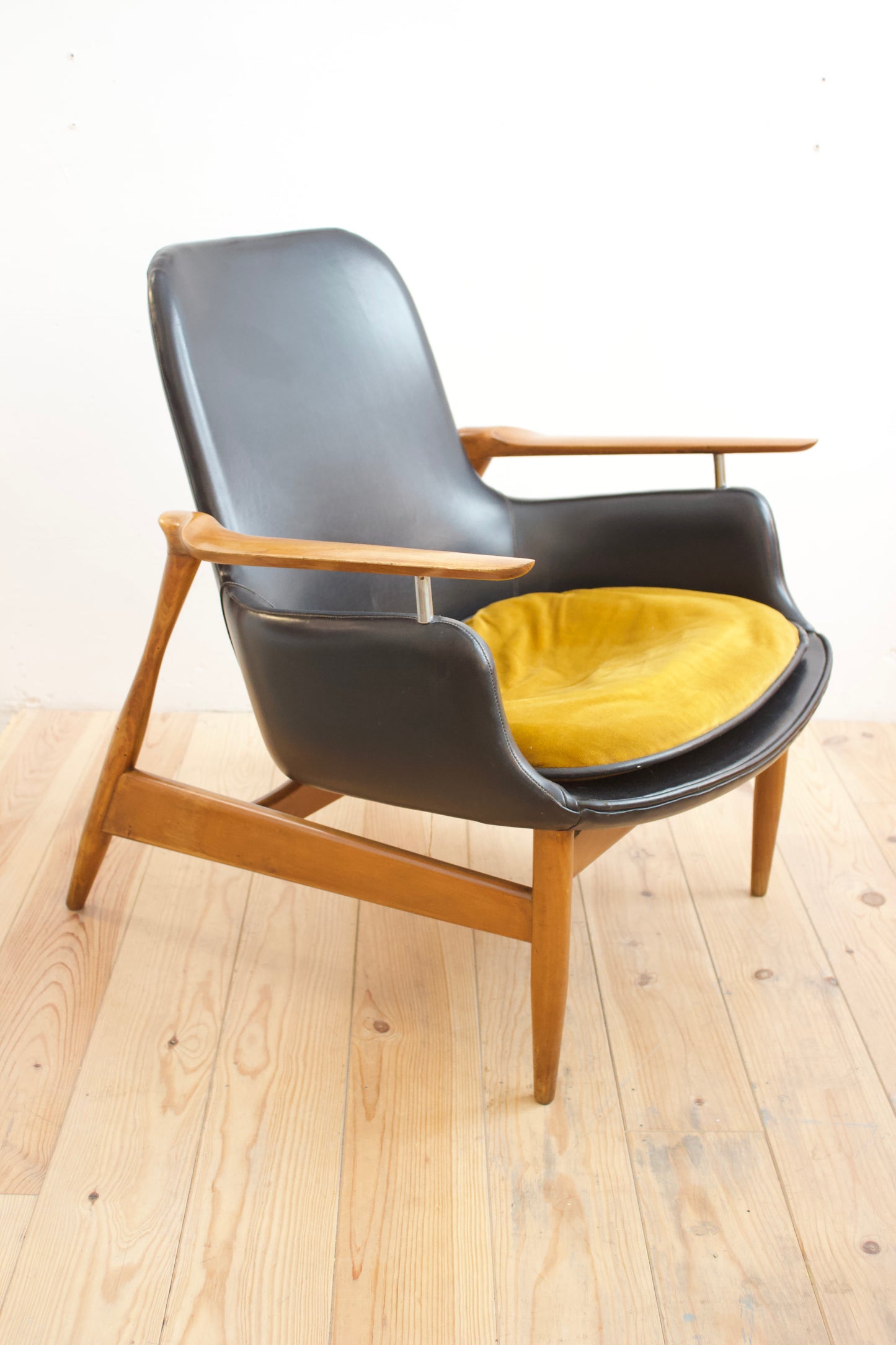 SILLONES FINN JUHL