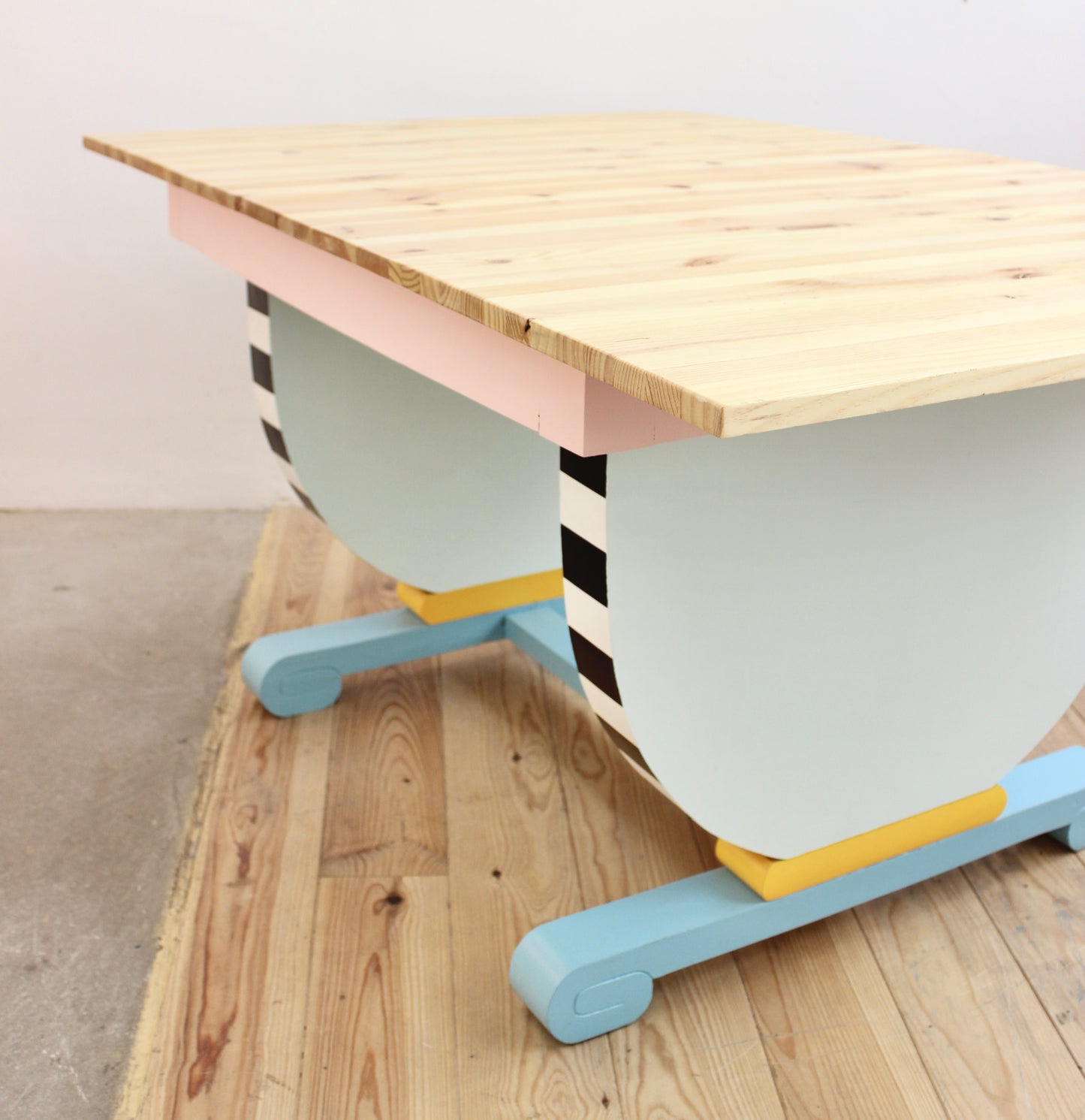 MESA ART DÉCO