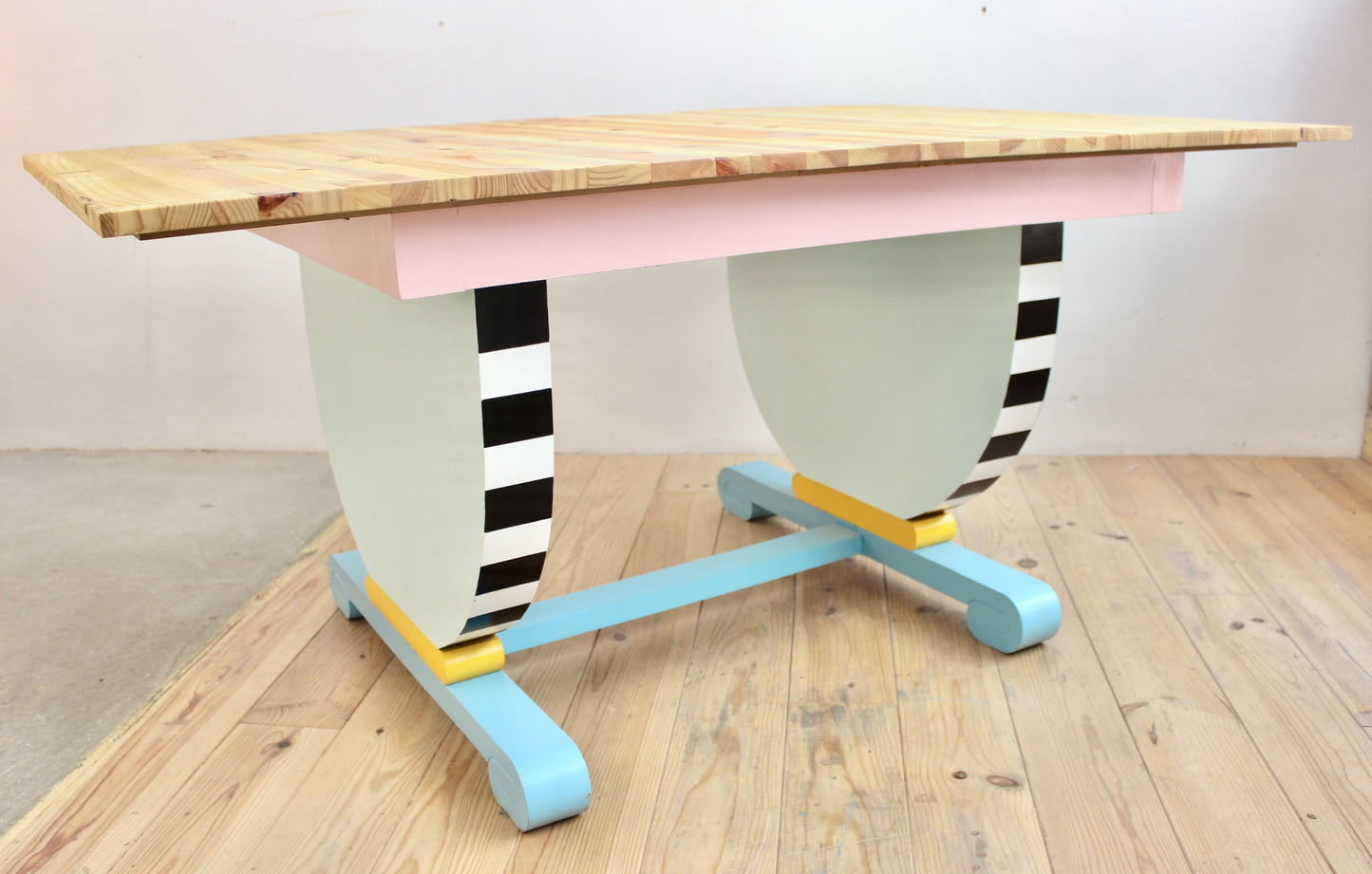 MESA ART DÉCO