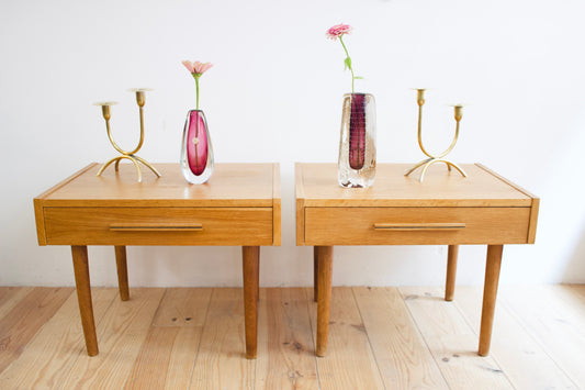 MESILLAS ESCANDINAVAS