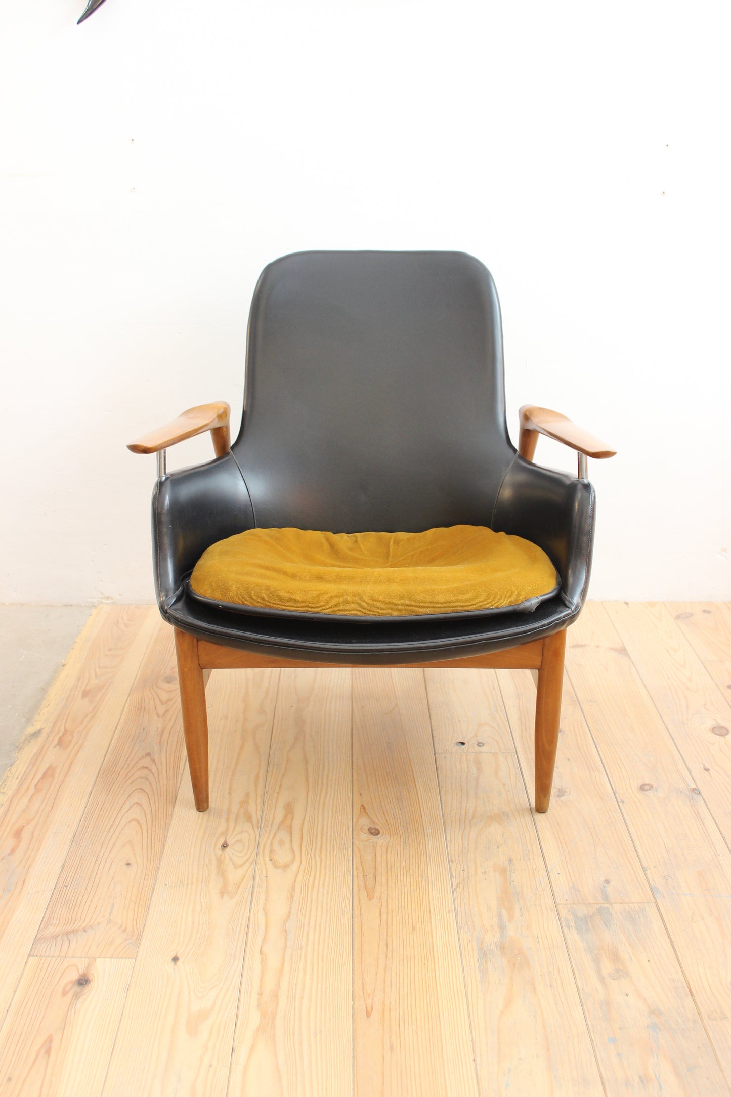 SILLONES FINN JUHL