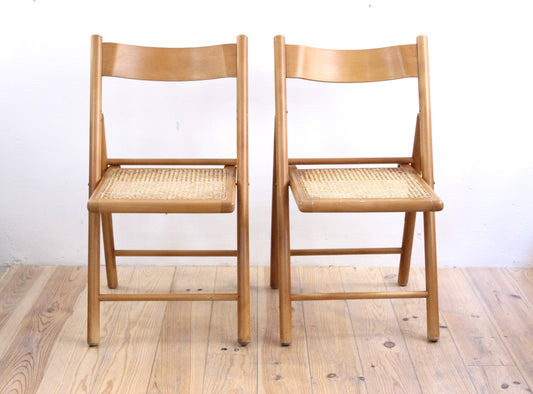 SILLAS PLEGABLES REJILLA