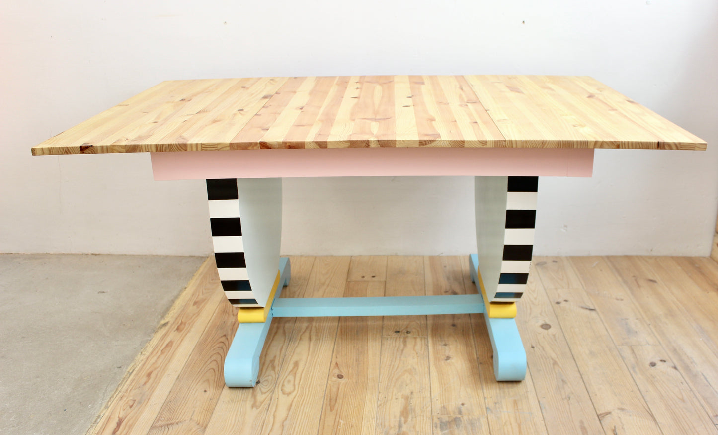 MESA ART DÉCO