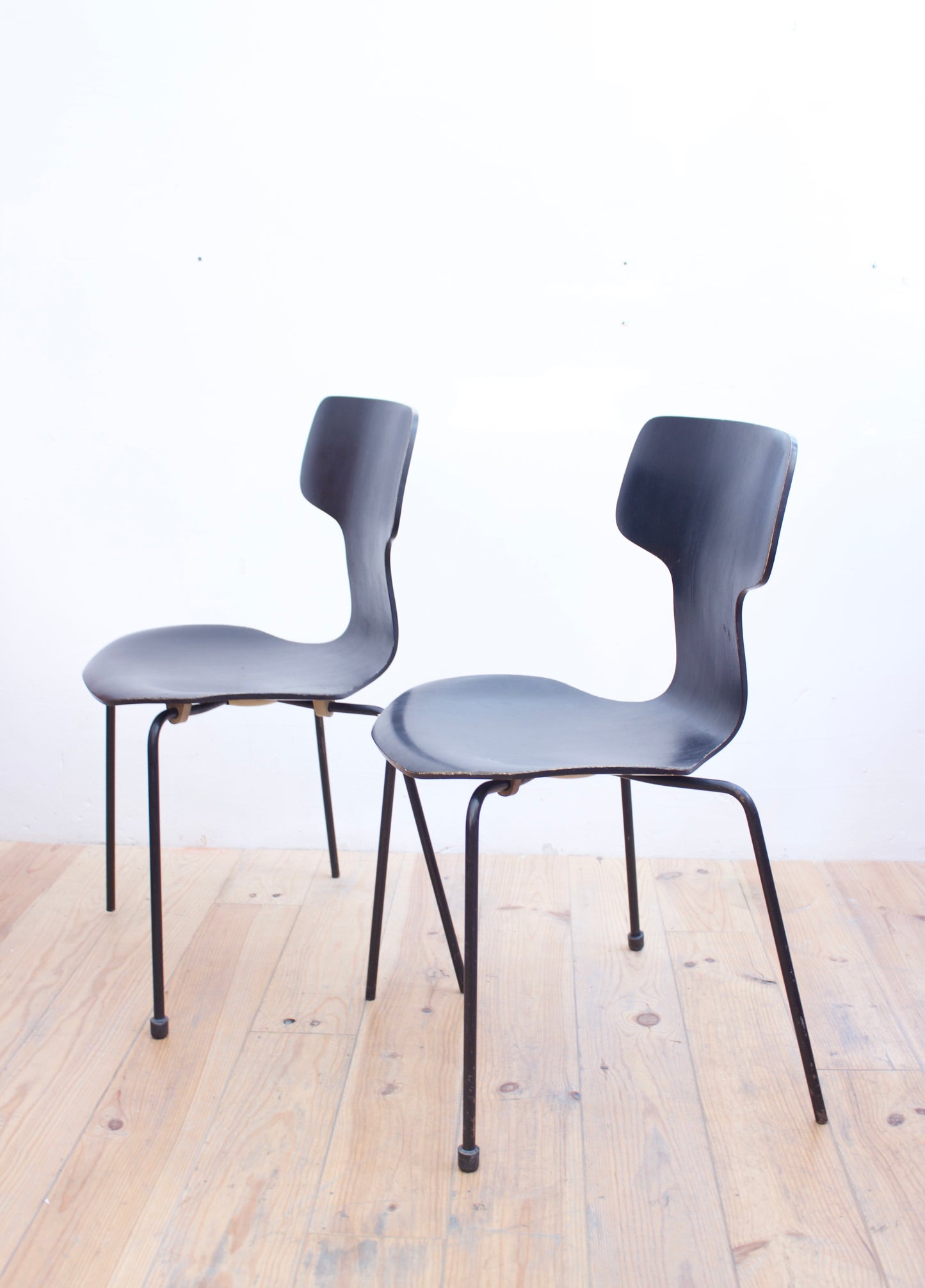 SILLAS ARNE JACOBSEN
