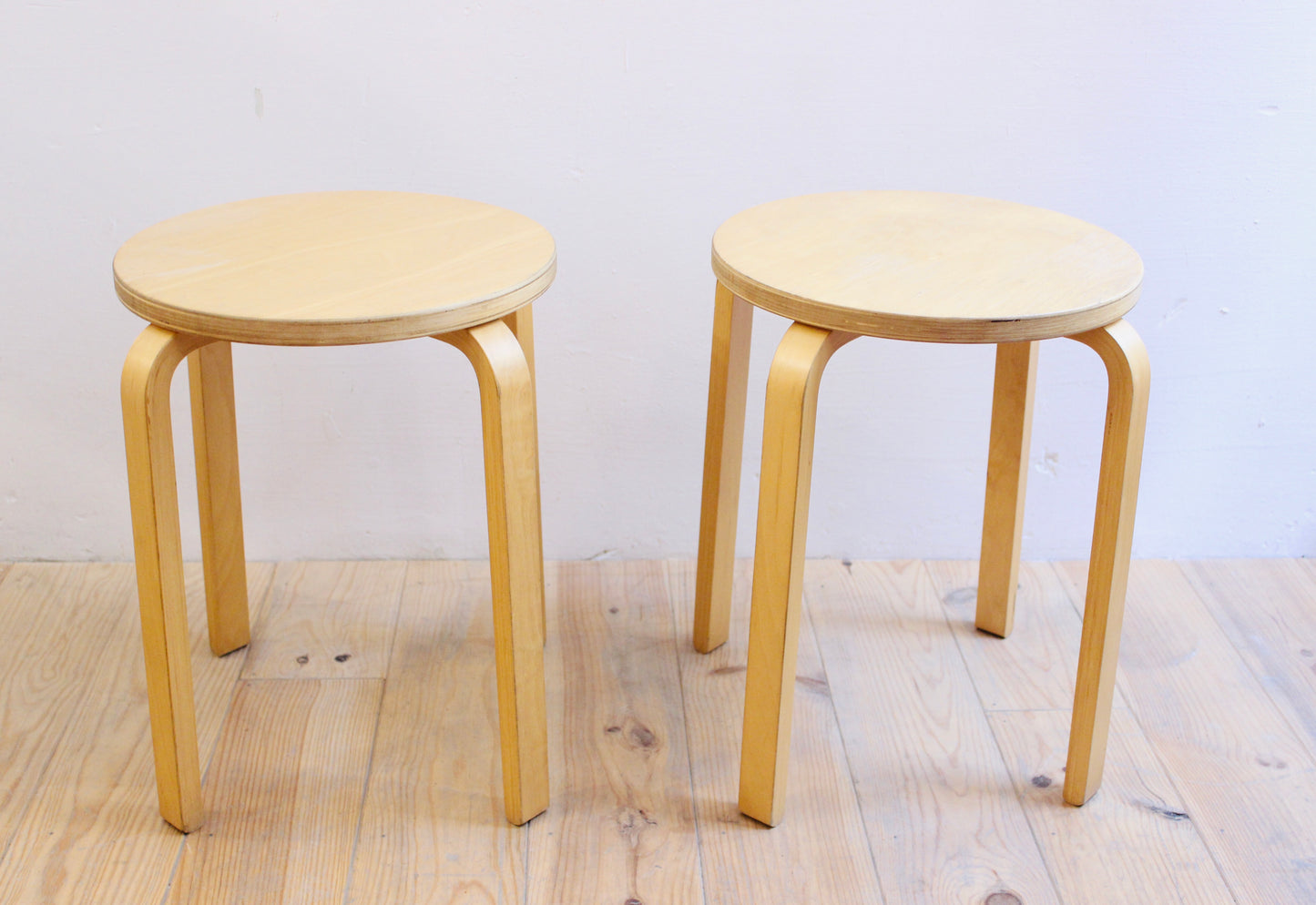 TABURETES FROSTA IKEA VINTAGE