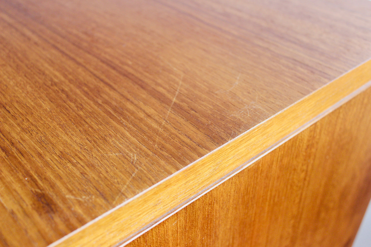 CAJONERA TALLBOY GPLAN