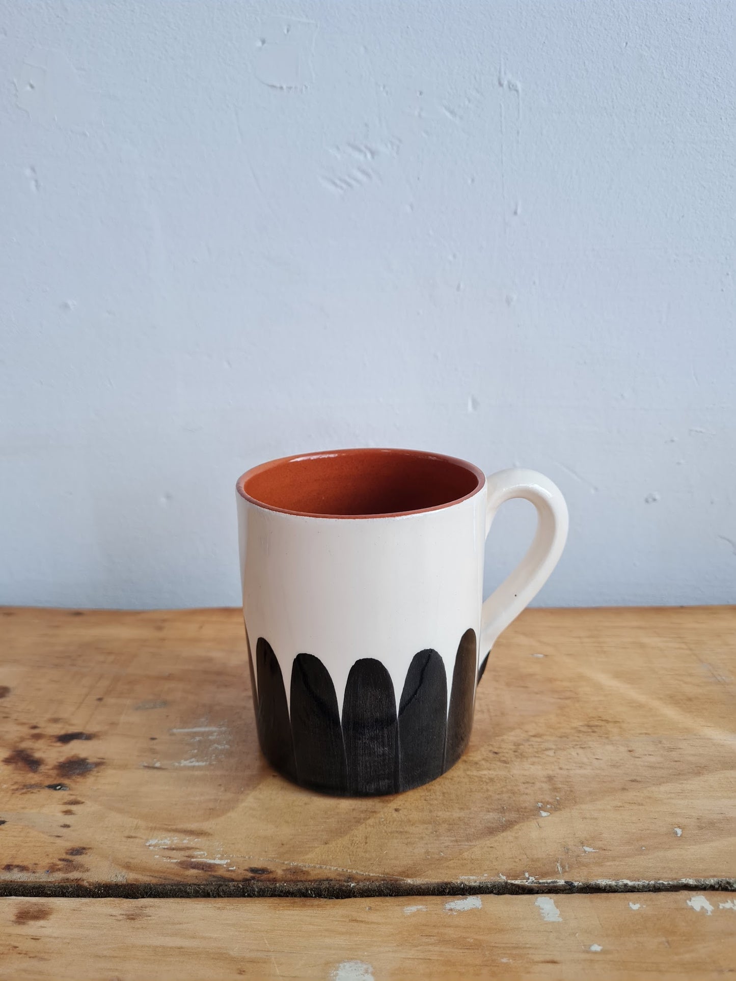 TAZA DEDOS NEGROS