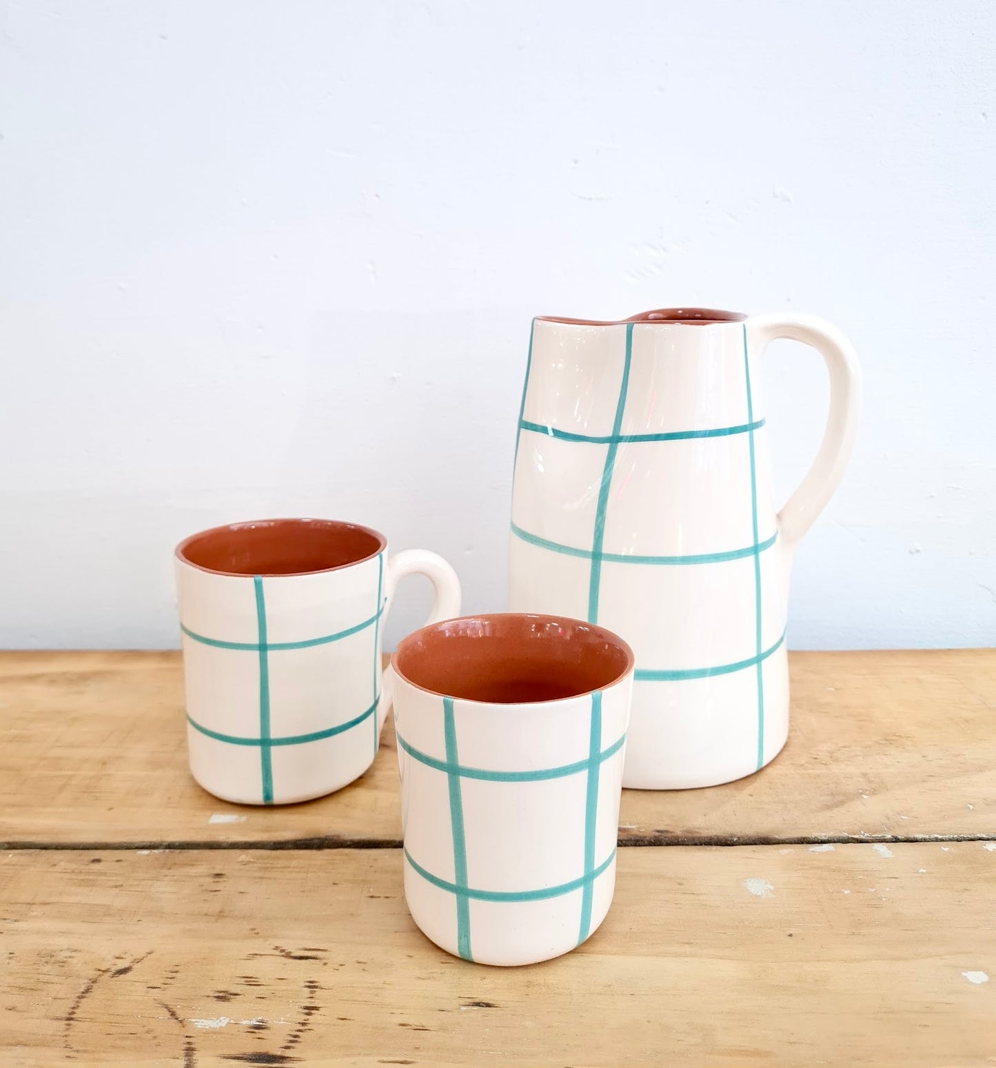 TAZA CUADROS VERDES