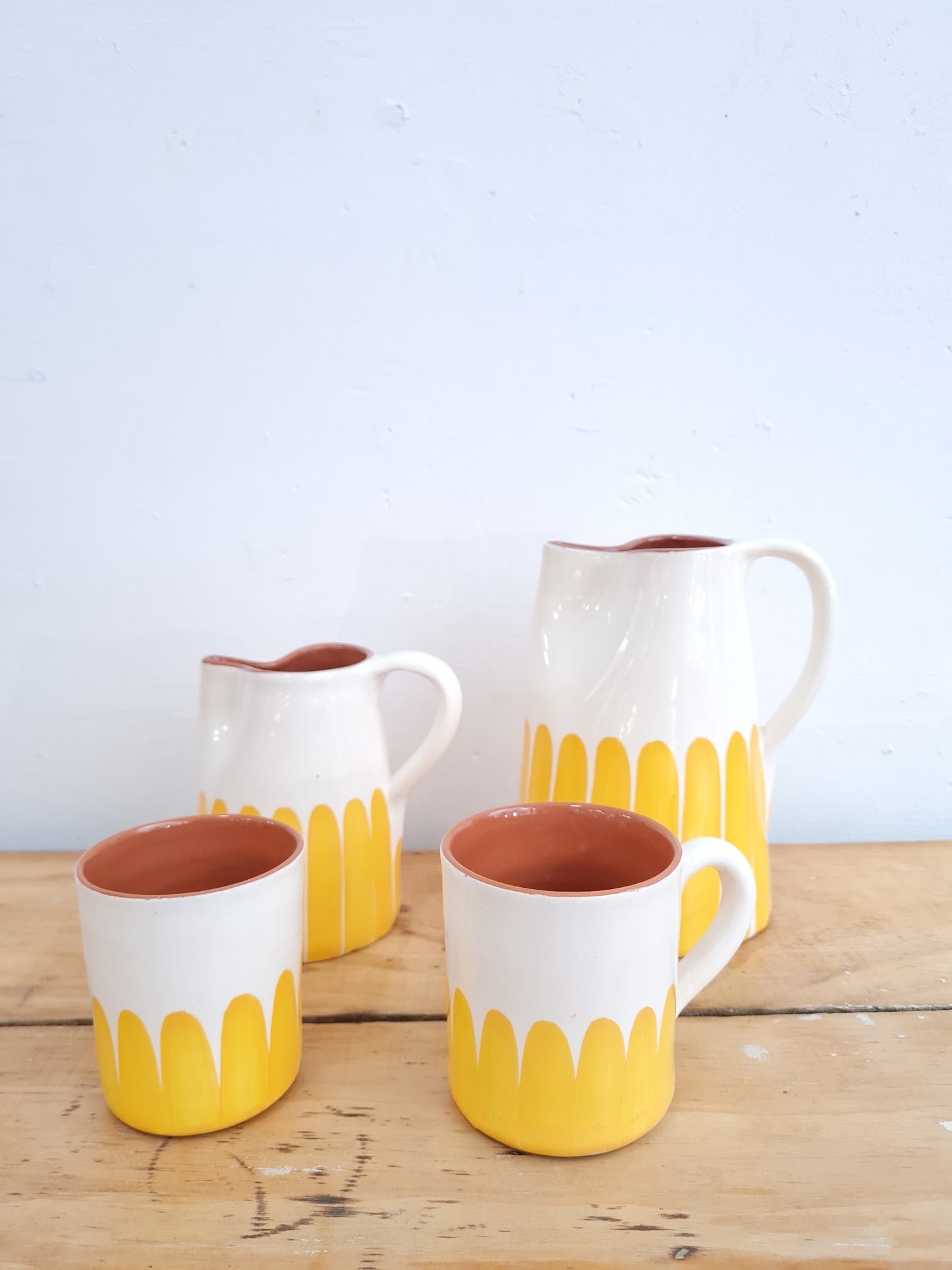 TAZA DEDOS AMARILLOS
