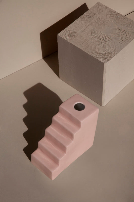 STAIR PINK/ ESCALERA ROSA