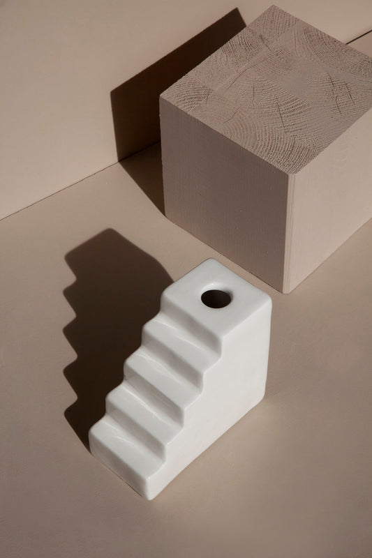 STAIR WHITE/ ESCALERA BLANCA