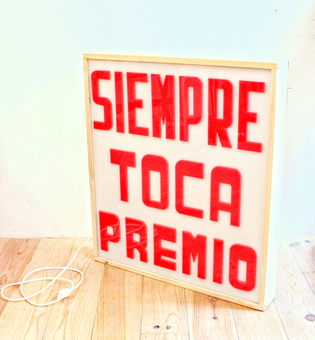 LUMINOSO SIEMPRE TOCA PREMIO