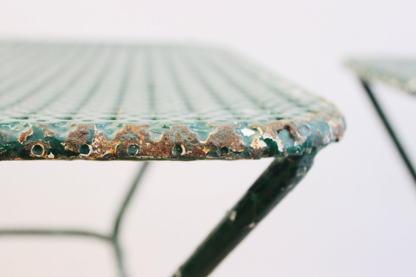 MESITAS ESTILO MATÉGOT