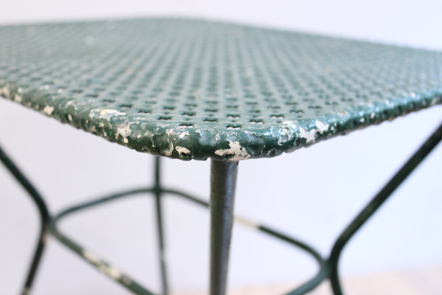 MESITAS ESTILO MATÉGOT