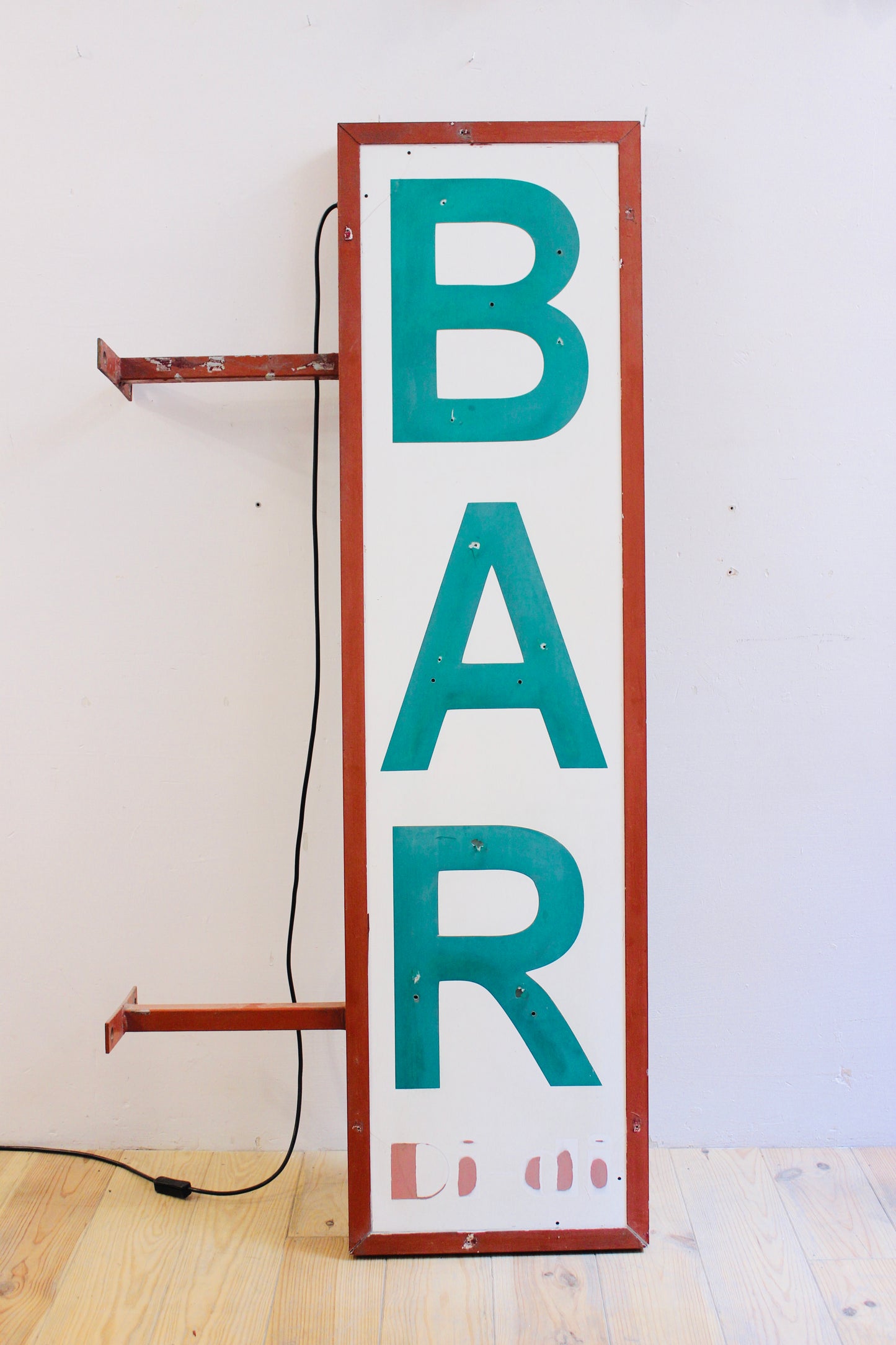 LETRERO BAR