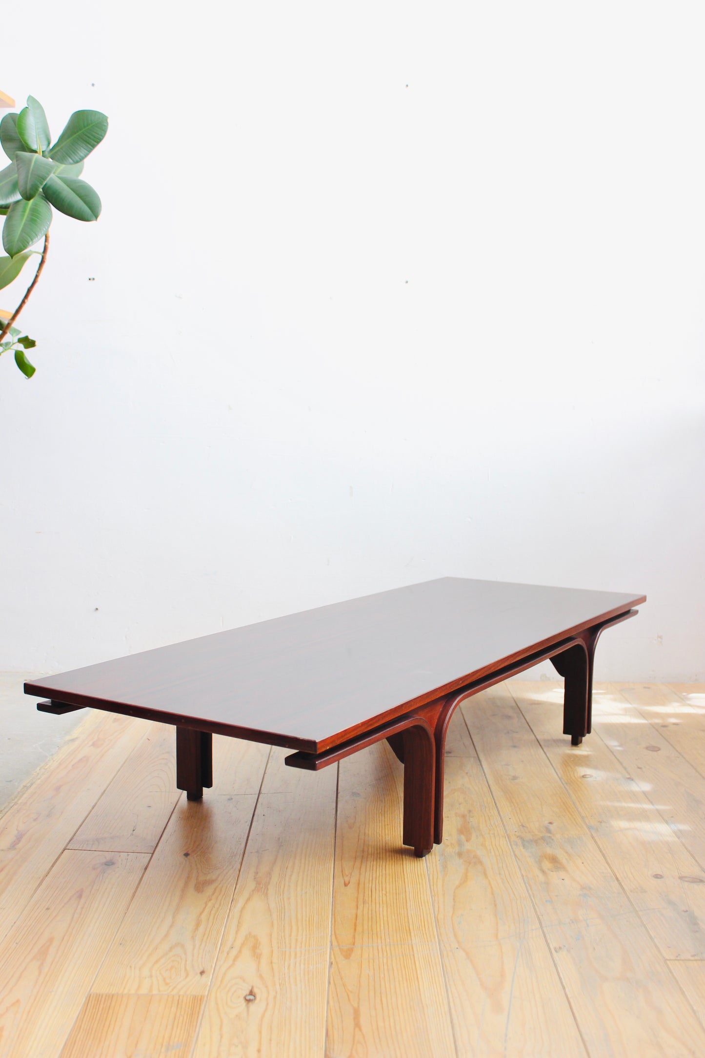 MESA BAJA DE CENTRO GIANFRANCO FRATTINI