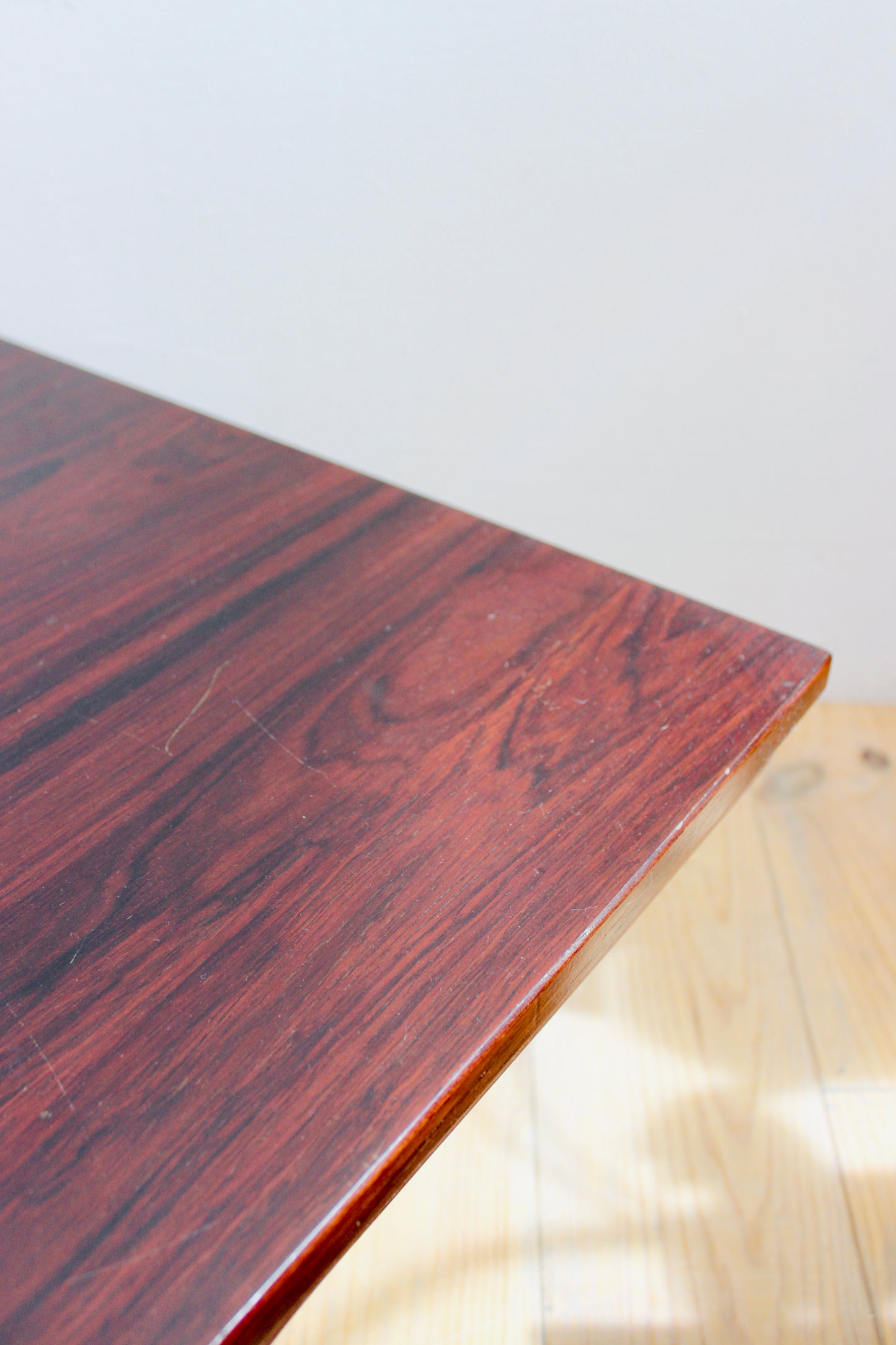 MESA BAJA DE CENTRO GIANFRANCO FRATTINI