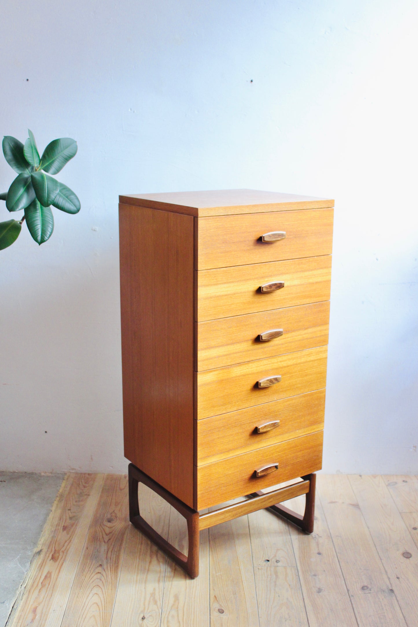 CAJONERA TALLBOY GPLAN