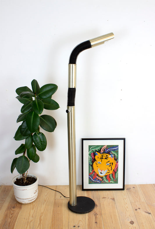 LÁMPARA DE PIE LAMSAR